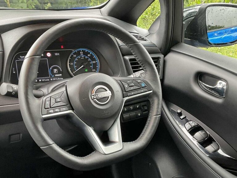 Nissan Leaf E (110kw) Tekna (39kWh) 5 Dr Hatchback