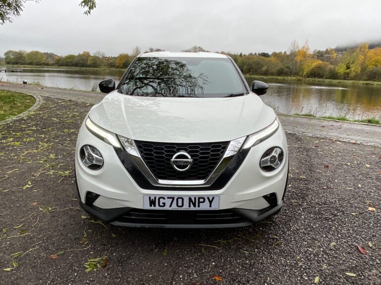 Nissan Juke 1.0 DIG-T Tekna 5-Door Hatchback