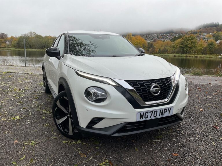 Nissan Juke 1.0 DIG-T Tekna 5-Door Hatchback