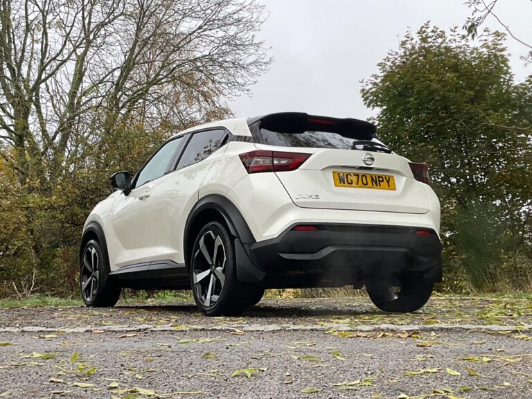 Nissan Juke 1.0 DIG-T Tekna 5-Door Hatchback