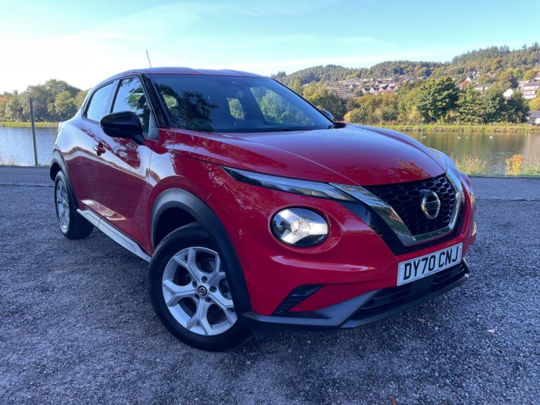 Nissan Juke 1.0 DIG-T Acenta 5-Door Hatchback