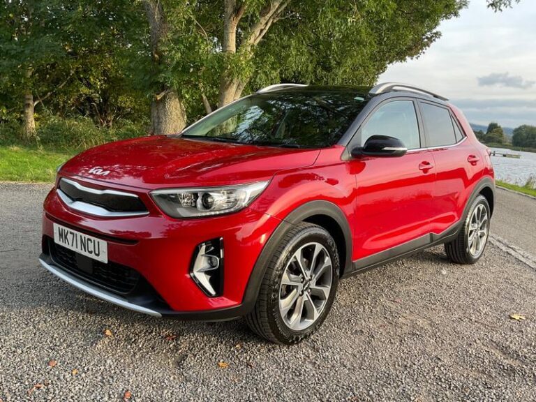 Kia Stonic 1.0 T-GDi ISG 48V 	CONNECT