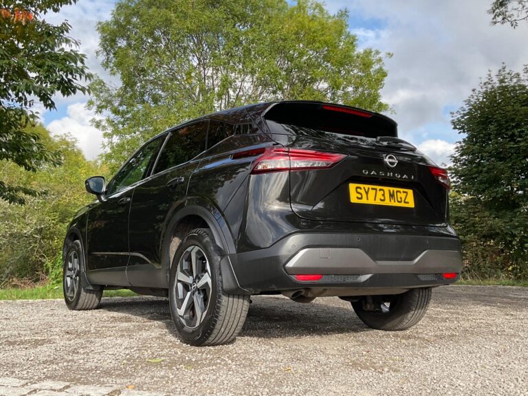 Nissan Qashqai 1.3 DIG-T (160ps) N-Connecta