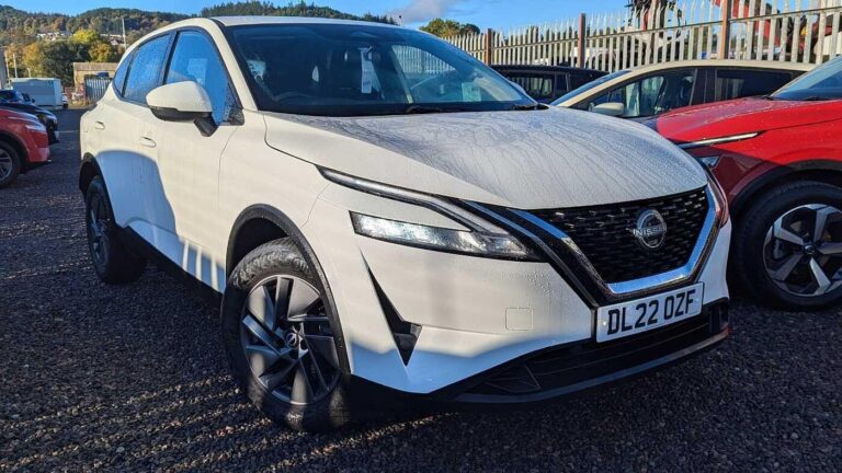 Nissan Qashqai 1.3 DIG-T (158ps) Acenta