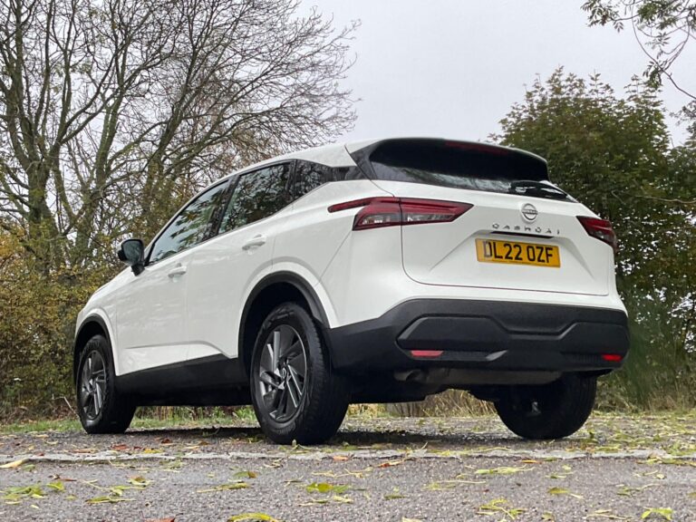 Nissan Qashqai 1.3 DIG-T (158ps) Acenta