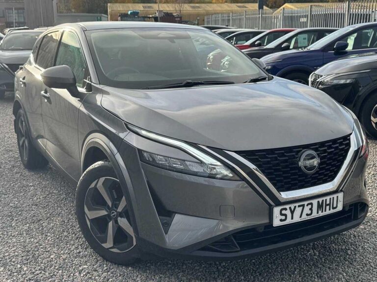 Nissan Qashqai 1.3 DIG-T (160ps) N-Connecta