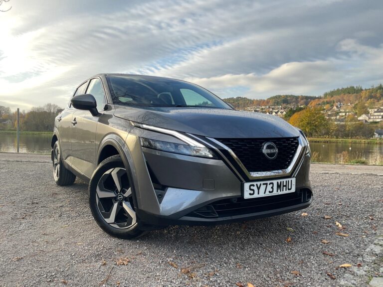 Nissan Qashqai 1.3 DIG-T (160ps) N-Connecta