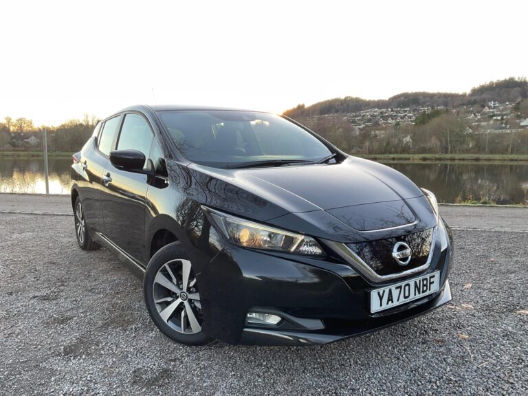 Nissan Leaf E (110kw) Acenta (40kWh) 5 Dr Hatchback