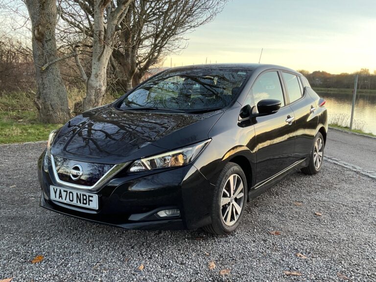 Nissan Leaf E (110kw) Acenta (40kWh) 5 Dr Hatchback