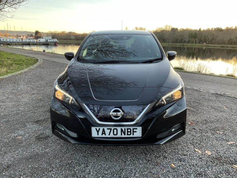 Nissan Leaf E (110kw) Acenta (40kWh) 5 Dr Hatchback