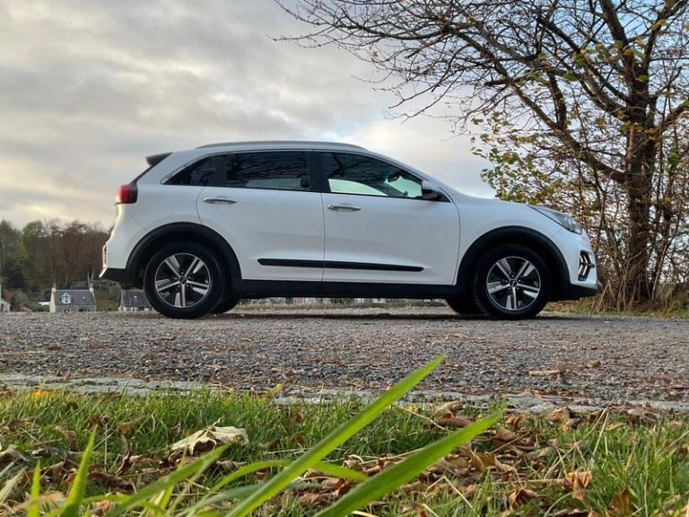 Kia Niro 1.6 GDi 2