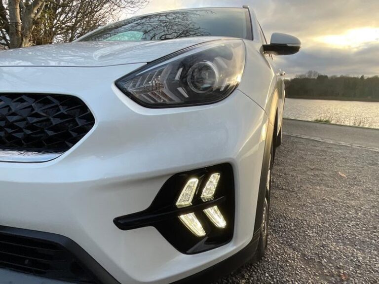 Kia Niro 1.6 GDi 2