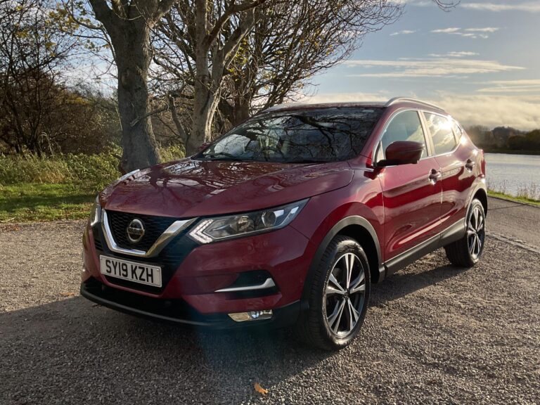 Nissan Qashqai 1.3 DIG-T (160ps) N-Connecta